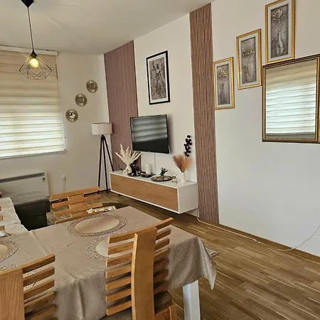 Апартаменты Prestige Djuric *