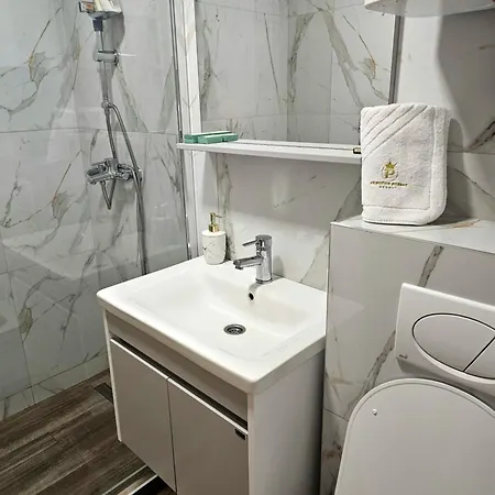 Апартаменты Prestige Djuric